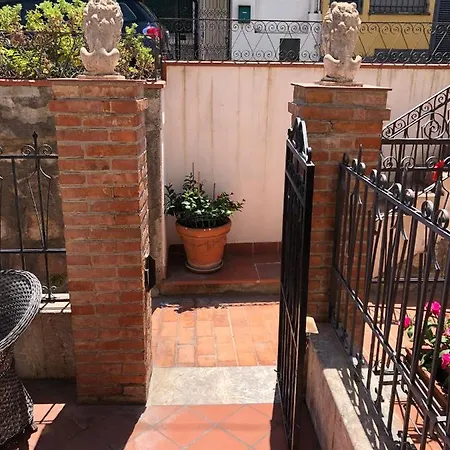 Casa Carlotta